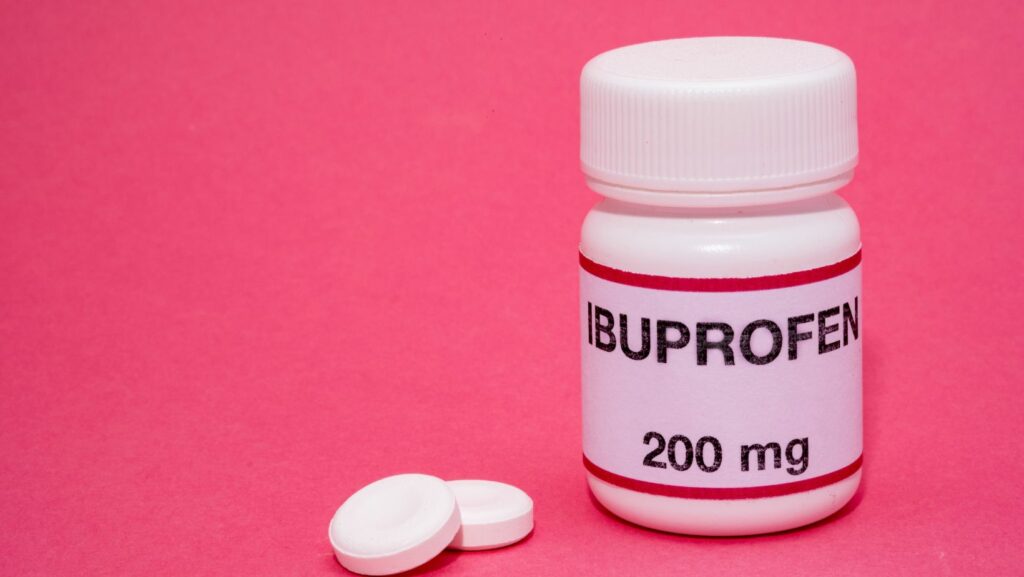 can you take ibuprofen and benadryl
