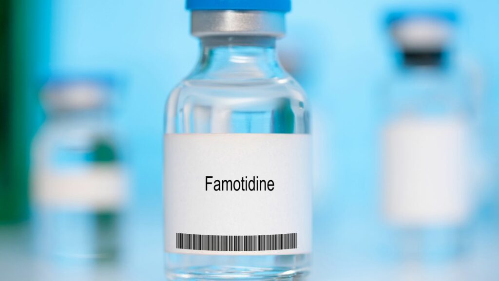 can you take omeprazole and famotidine together