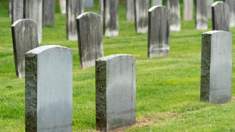 can the dead see you when you visit their grave