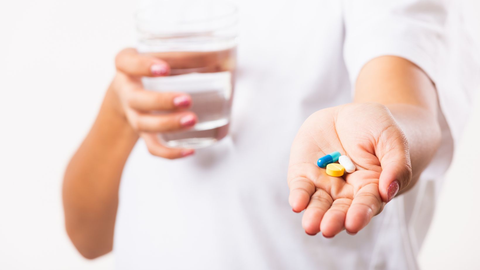 Can You Take Melatonin and Benadryl Together? Tips for Safely Combining