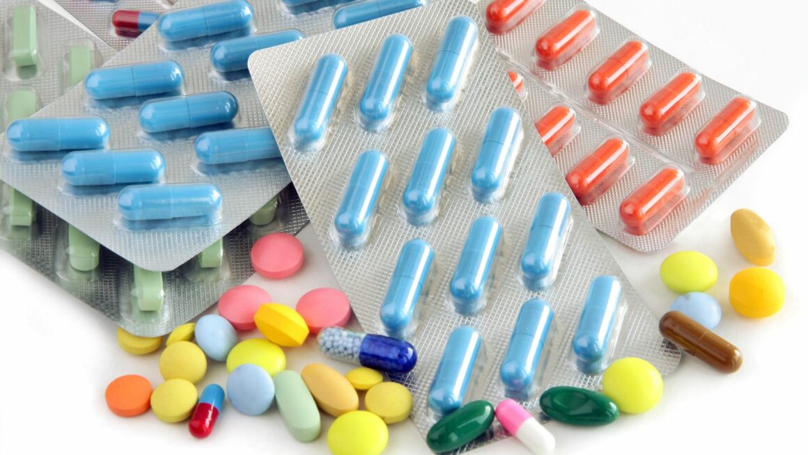 Potential Side Effects of That Can You Take Tums and Famotidine